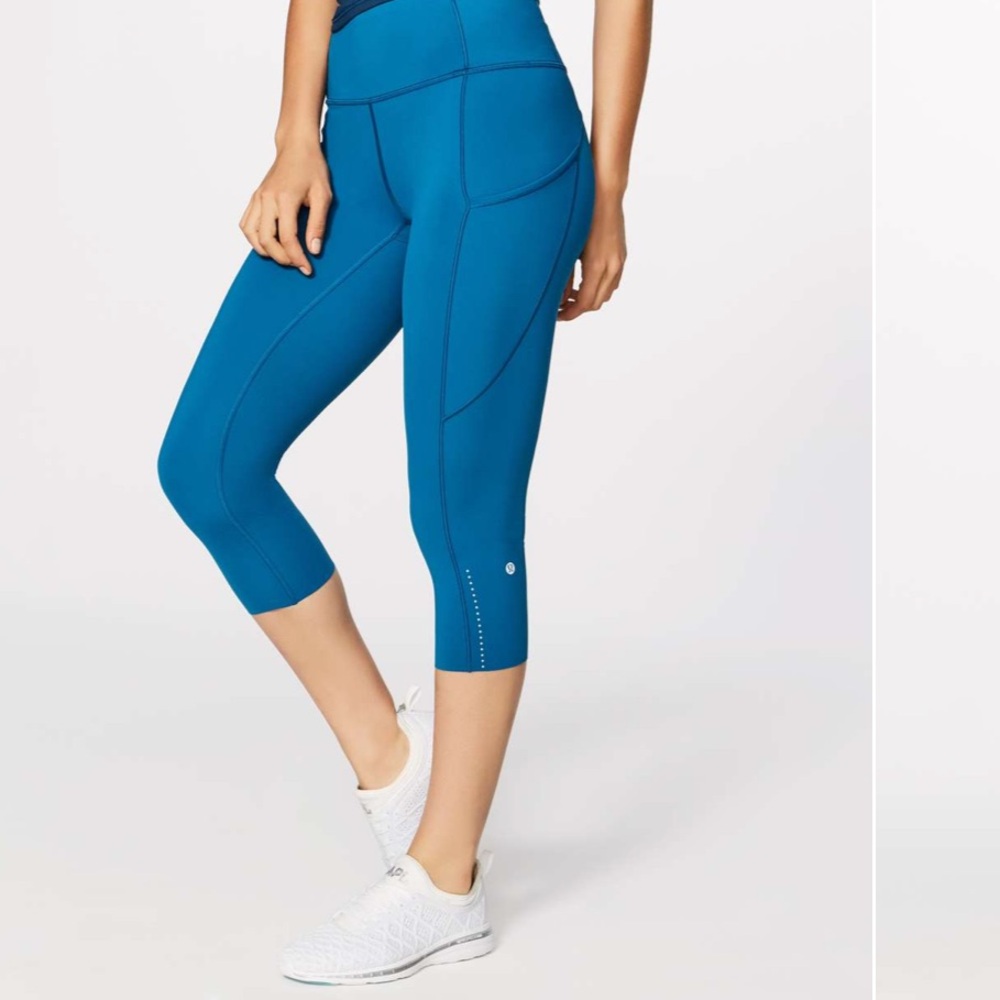 Lululemon Fast‎ & Free Crop II 19" Teal Blue Nulux High Rise Pockets Size 6